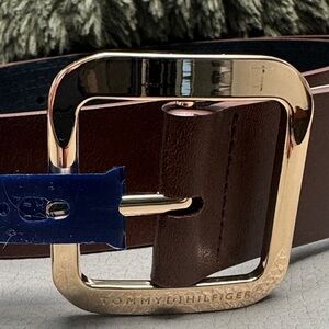 Tommy Hilfiger Women Reversible Brown and Blue Belt, Size M